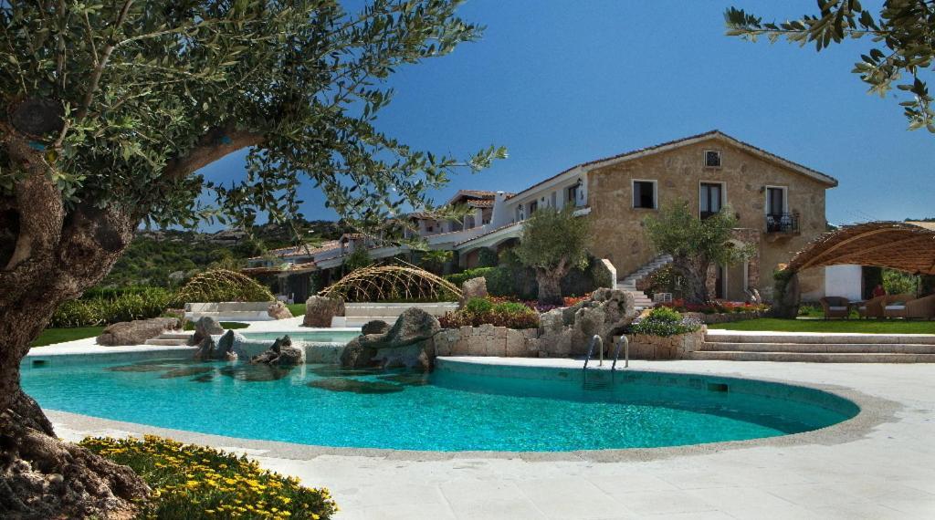 Hotel Pulicinu Baja Sardinia Luaran gambar