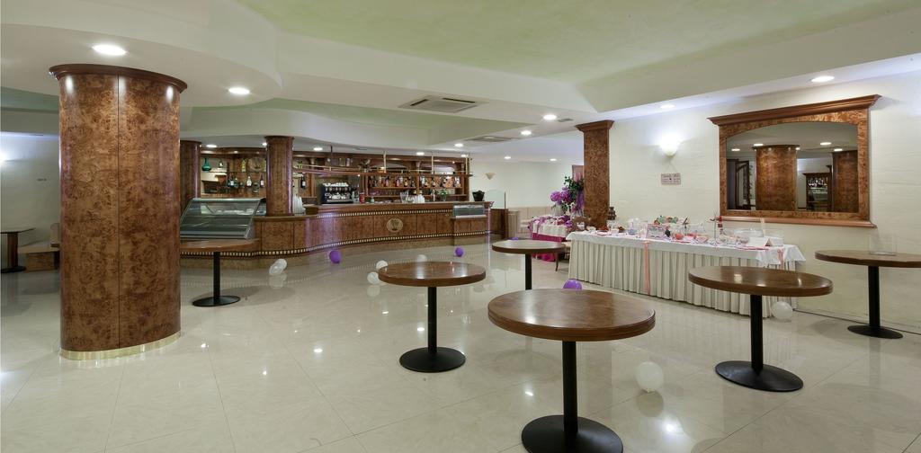 Hotel Pulicinu Baja Sardinia Luaran gambar