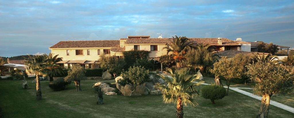 Hotel Pulicinu Baja Sardinia Luaran gambar