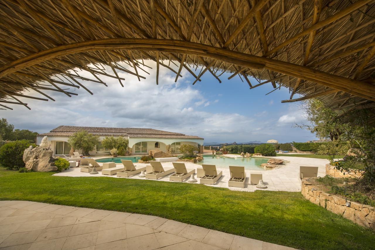 Hotel Pulicinu Baja Sardinia Luaran gambar