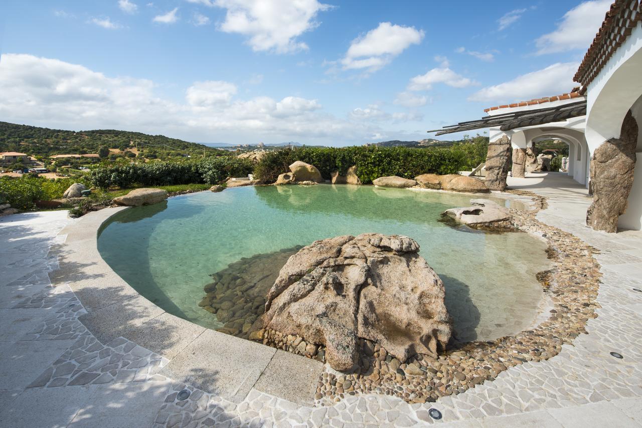 Hotel Pulicinu Baja Sardinia Luaran gambar