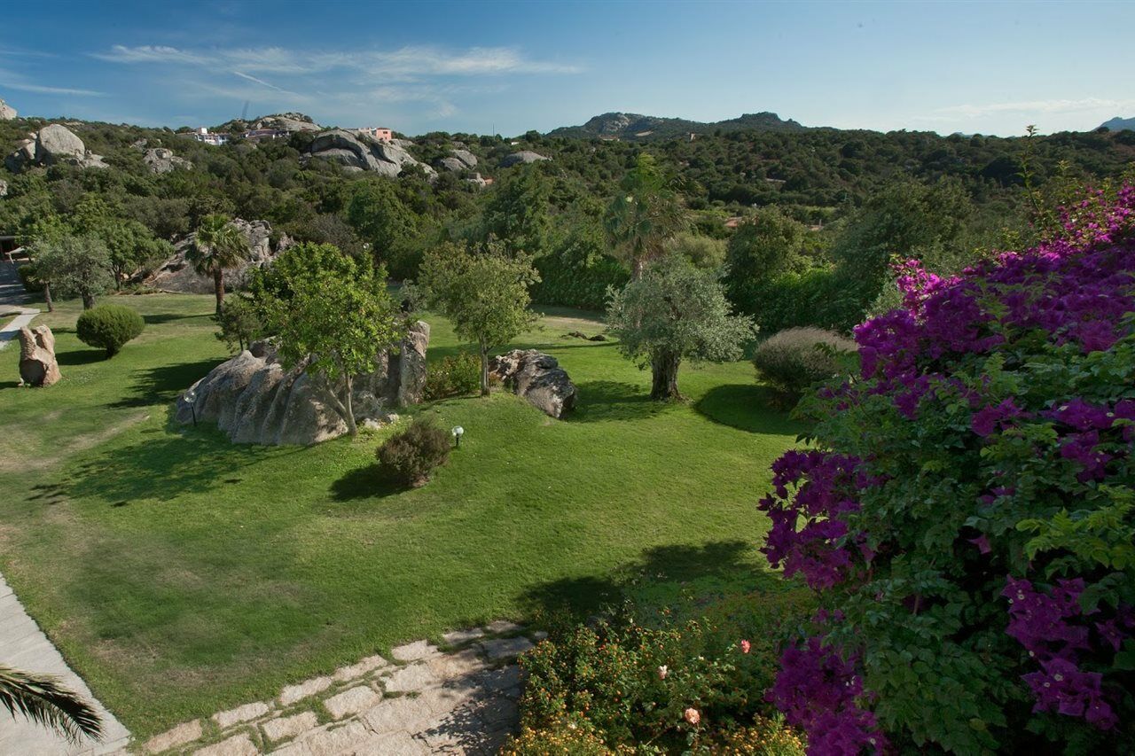 Hotel Pulicinu Baja Sardinia Luaran gambar