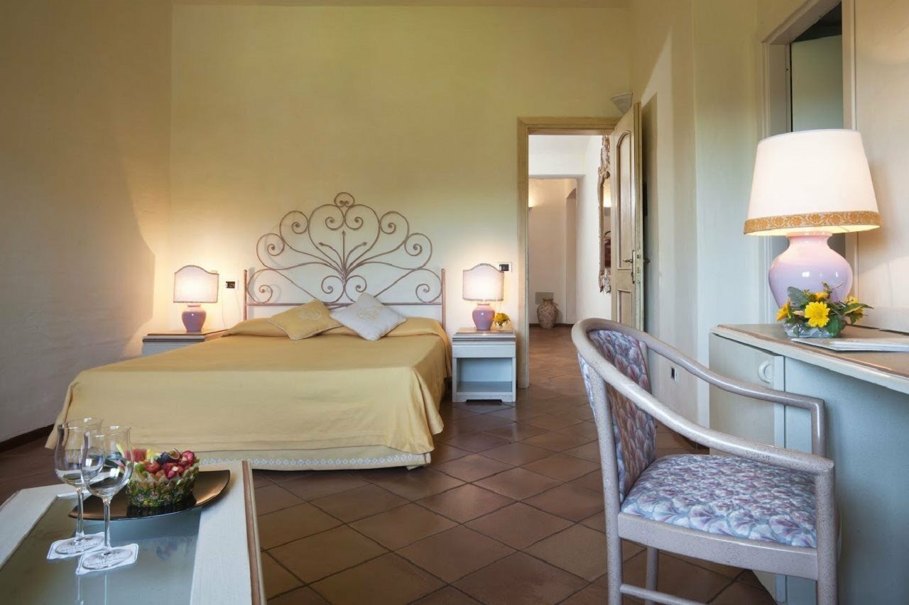 Hotel Pulicinu Baja Sardinia Luaran gambar
